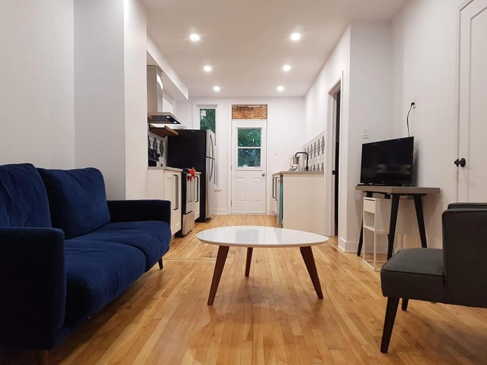 Check-In 1Pm To 11Pm II Room B Montreal Exterior photo